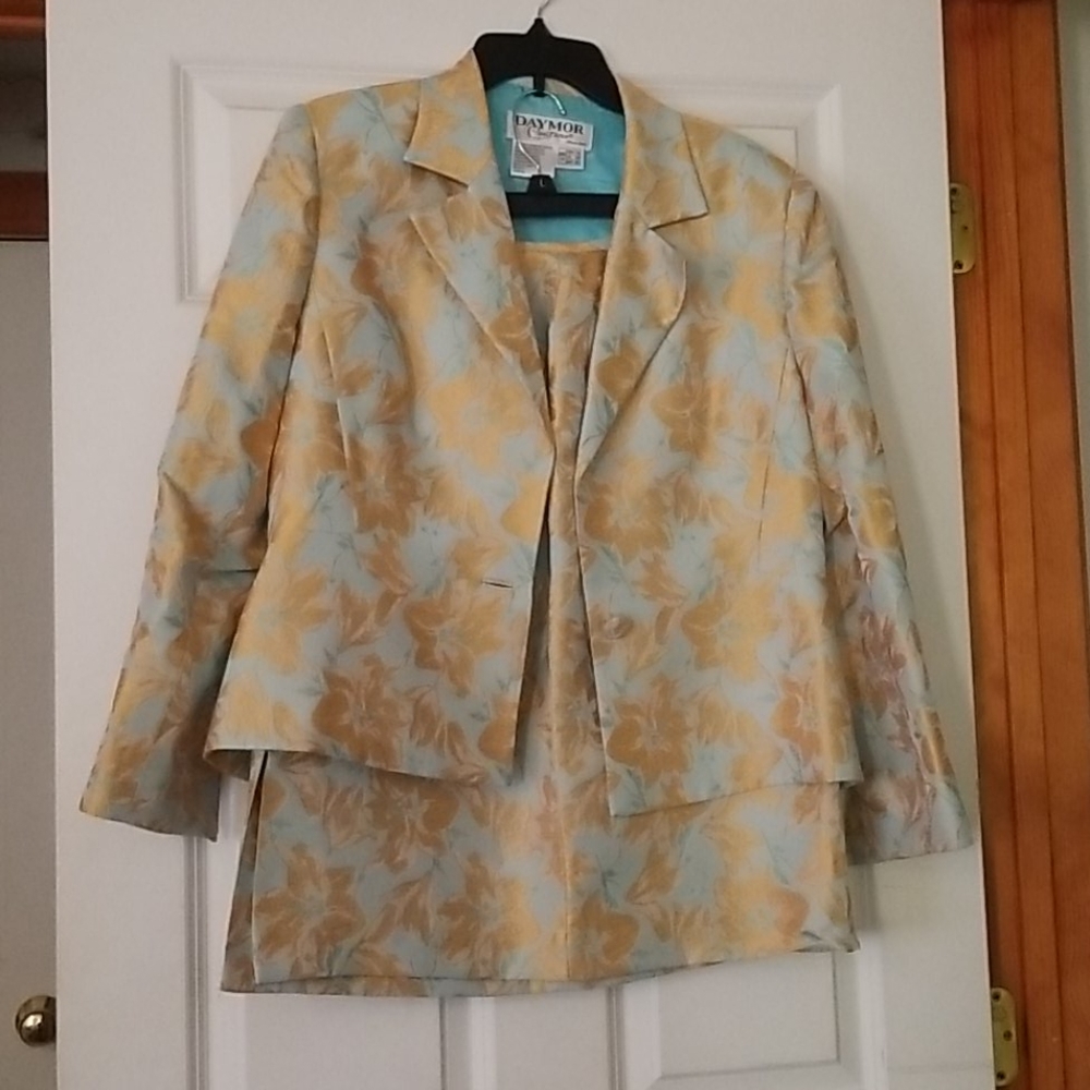 Women's Suit